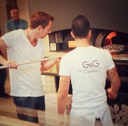 image 1 5 6 9 | Im August wurden wir beide mit einigen anderen deutschen und internationalen Food-Bloggern eingeladen, bei einem Workshop zum Thema Pizza und Pasta teil zu nehmen. Wir waren natürlich direkt Feuer und Flamme dafür und haben sofort einen Tag Urlaub für den 09.09.14 eingereicht.