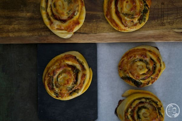 image 3 1 0 1 | Was macht ihr so an einem Sonntag Nachmittag, wenn das Wetter nicht dazu ausreicht, um den halben Tag draußen spazieren zu gehen, aber auch keine Lust habt, den Tag auf dem Sofa zu verbringen? Da gibt es bestimmt ganz viele Möglichkeiten, die euch da so einfallen und vermutlich machen wir beide davon, die wenigsten ;-).