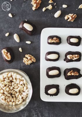 image 3 7 7 6 | Es gibt eine süße Leidenschaft, die wir beide vermutlich schon immer miteinander teilen: Pralinen. Grundsätzlich in jeder Variation. Sascha ist da zwar mehr der Nougat-Typ. Und Torsten? Klar … wer hätte das nicht gleich gedacht, alle Sorten, die mit einem Geist aromatisiert sind.