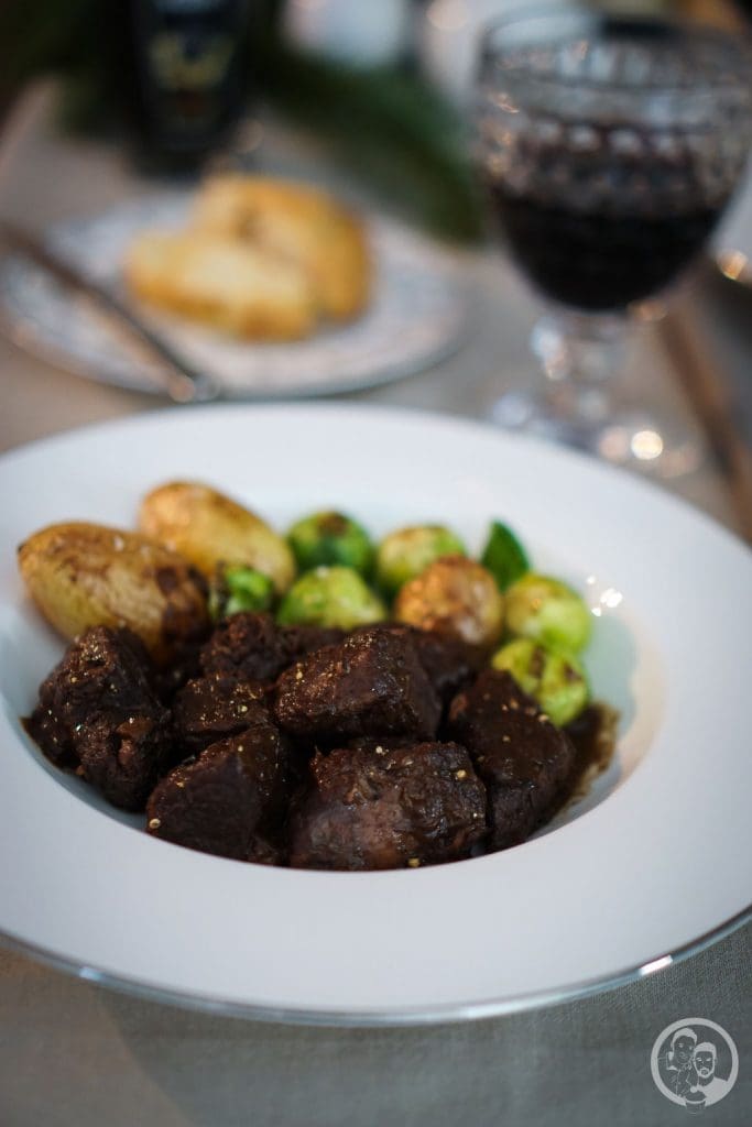 image 4 1 4 3 | Es ist doch immer&nbsp;wieder praktisch, dass es einen Jäger in der Familie gibt, der uns gerne mit Wild versorgt. Und vor ein paar Wochen war es wieder soweit.&nbsp;Und als wir davon hörten, dass ein paar Stücke Schwarzwild auf uns warten würden, hatten wir gleich einen Einfall, was wir damit kochen könnten.