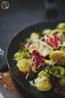 Rote Bete Tortellini 5 image 5 5 1 | Es ist jetzt schon eine ganze Zeit her, aber ihr werdet euch bestimmt noch daran erinnern, dass wir zusammen mit einigen lieben Bloggerfreunden ein kleines Event „Food.Blog.House.“ in der Nähe von Berlin veranstaltet haben. Dabei ging es in erster Linie darum, mit tollen Produkten und Lebensmitteln, gemeinsam mit diesen Freunden zu kochen und zu backen. Natürlich haben wir danach auch alles zusammen verputzt - wobei wir schon manchmal darüber nachgedacht hatten, die Nachbarn oder das ganze Dorf einzuladen. Aber dazu hätten dann die Sitzplätze im Haus doch nicht gereicht.