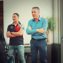 image 5 5 5 3 | Im August wurden wir beide mit einigen anderen deutschen und internationalen Food-Bloggern eingeladen, bei einem Workshop zum Thema Pizza und Pasta teil zu nehmen. Wir waren natürlich direkt Feuer und Flamme dafür und haben sofort einen Tag Urlaub für den 09.09.14 eingereicht.