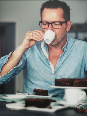 image 5 9 7 7 | Es ist Sonntag Nachmittag und ihr habt schon alles erledigt, das ihr euch für einen solchen freien Tag vorgenommen habt. Was macht man dann eigentlich? Genau! Bei schönem Wetter geht man spazieren oder legt sich ein wenig in die Sonne und lässt es sich gut gehen. Bei schlechtem Wetter setzt man sich einfach in eine Ecke, liest ein Buch oder schaut sich einen schönen Film an. Dabei kann man es sich auch gut gehen lassen.