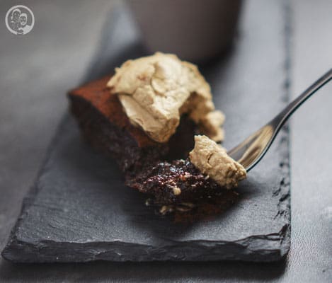 image 6 1 0 1 | Heute möchten wir uns noch einmal ganz offiziell bei allen lieben Menschen bedanken, die wir als Gäste bei uns zu Hause zu den 6 Kenwood Küchenparties begrüßen durften. Ganz recht ..! Wir haben schon 6 Küchenparties gefeiert. Das heißt 6 Monate durften wir quasi als Botschafter für die Cooking Chef auftreten. Es hat uns einen riesigen Spaß bereitet, denn jedes Thema, das uns vorgegeben wurde, hat uns mit dem jeweiligen Team kreativ werden lassen, um tolle Rezepte zu entwickeln. 6 Monate, in denen wir fremde und so unglaublich nette Menschen kennen lernen durften - jede Truppe war eine unglaublich tolle Zusammenstellung und in dieser einzigartig. 6 Monate, in denen wir unsere Küchenmaschine noch ein Stückchen besser kennen lernen konnten - mehr schätzen zu lernen war schwer, denn sie war schon ein Teil, den wir uns nicht weg denken konnten, bevor wir für die Parties angefragt waren ..!