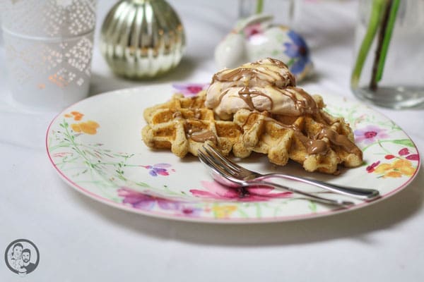 Haselnusswaffeln mit Nougatsahne 2 Haselnusswaffeln_Rezept_backen_Brunch