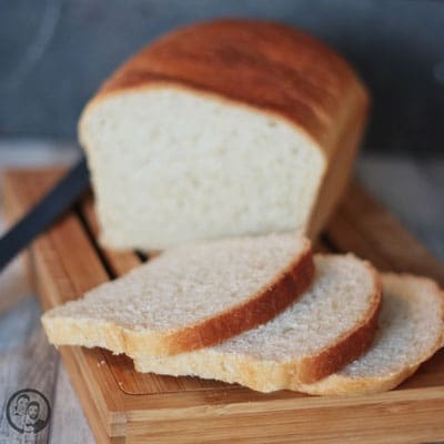 image 6 8 6 2 | Schon seit Längerem hatten wir vor, einmal ein so richtig leckeres Toastbrot zu backen. Ist ja auch kein Hexenwerk ... Aber wir essen halt nur sehr selten Weißbrot. Klar, als Beilage zum Grillen oder zum Fondue oder Raclette. Aber das machen wir ja auch nicht jede Woche ;-).