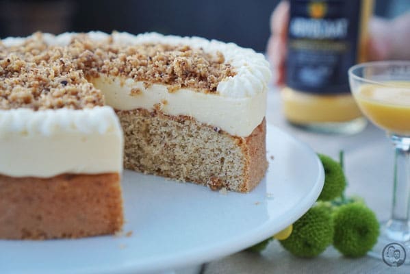 Advocaat Törtchen 6 image 7 8 4 | Ostern steht schon vor der Türe und wir können es eigentlich gar nicht glauben, wie schnell die Zeit seit Weihnachten vergangen ist. Gerade erst mit der Familie so leckere Tage in der Küche beim gemeinsamen Kochen und Schlemmen verlebt, da kommt auch schon das nächste große Fest.