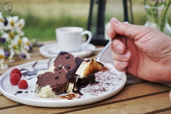 image 9 6 3 3 1 | Habt ihr schonmal einen Kuchen im Dampfgarer zubereitet? Wir bisher auch nicht. Aber als wir auf den Hainichhöfen zu Gast waren, hatten wir einen in  der Küche der Chalets. Daher haben wir uns natürlich ein wenig damit auseinander gesetzt und unsere Rezepte, die wir dort entwickelt haben,  auf diese Art zu Garen, zugeschnitten.