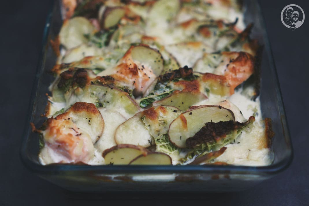 Kartoffel-Wirsingauflauf mit Lachs