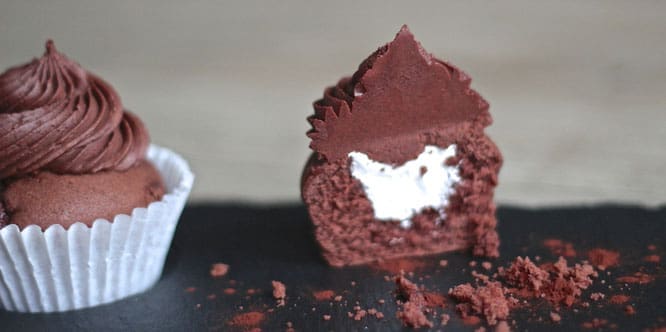 schwarzw%C3%A4lder kirsch cupcakes 3 | Wie sieht es bei euch aus? Welche amerikanischen Schweinereien mögt ihr gerne?