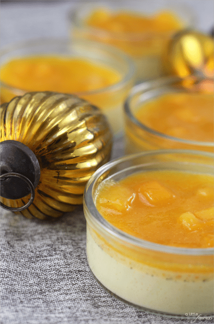 Weihnachtliche Creme Brûlée mit Khaki-Orange-Soße_Dessert_Rezept