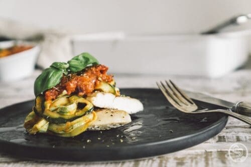 Rezept für Pollo con Zucchini alla Parmagiana. Fix und easy zubereitet und auf jeden Fall sowas von lecker!