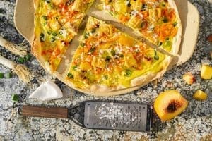Asiatischer Flammkuchen 9 Flammkuchen auf Pizzastein