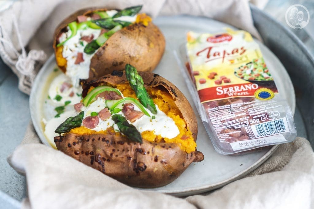 gebackene Süßkartoffel mit Campofrio Serrano-Würfel