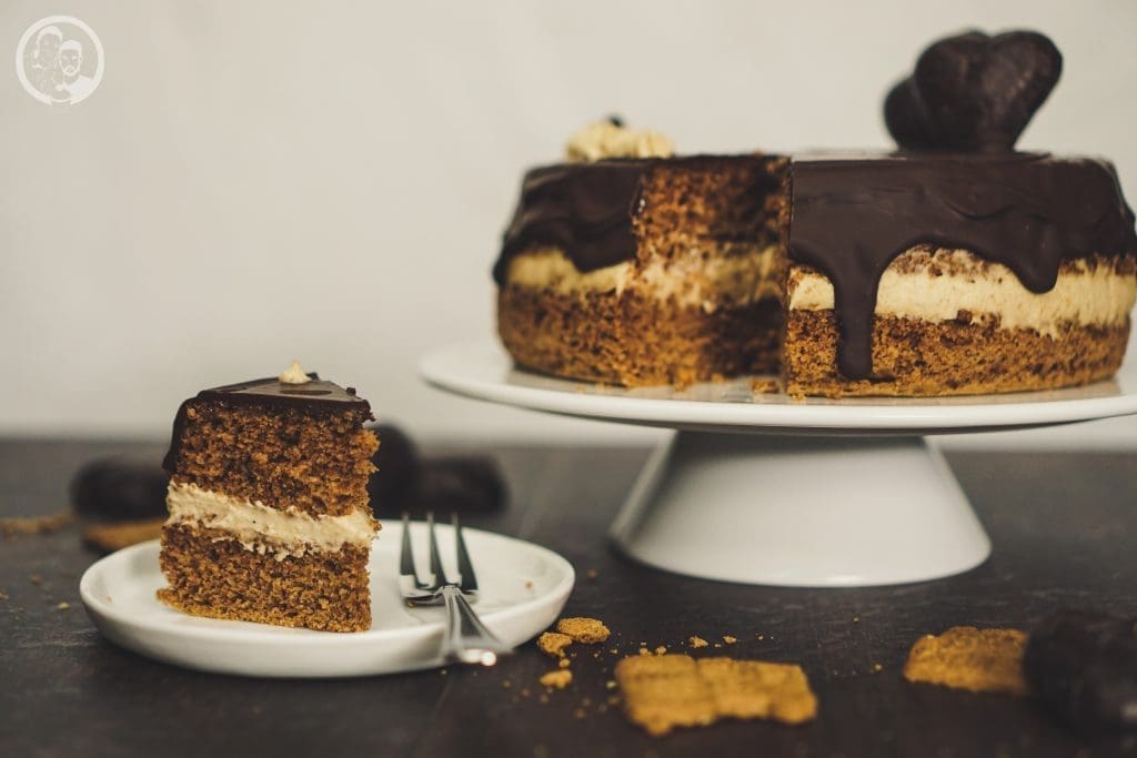 Zimt-Torte mit Spekulatiuscreme