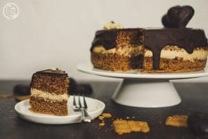 Zimt-Torte mit Spekulatiuscreme