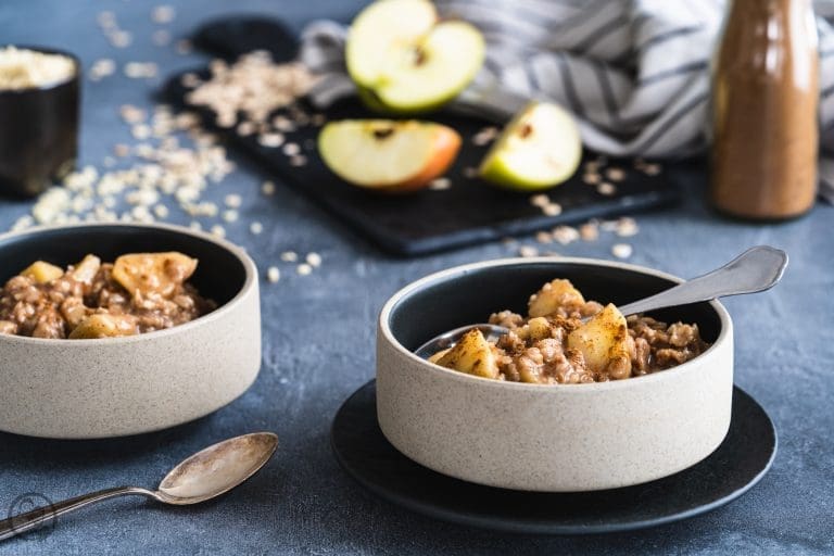 Ballaststoffreiche Rezepte. Unsere Lieblinge mit viel Fiber 22 Apfel mandel porridge 1 | Ballaststoffreiche Rezepte liegen im Trend. Von Linsencurry bis Chia-Pudding, unsere Lieblinge mit viel Fiber und geschätztem Ballaststoffwert pro Portion.