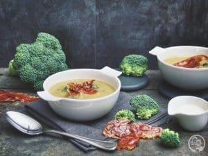 Rauchige Broccoli-Cremesuppe