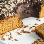 Saftiger mallorquinischer Mandelkuchen - Ein Rezept ganz ohne Mehl 13 Orangen Mandelkuchen 3 | Das Mandelkuchen-Rezept, das uns auf Mallorca begeistert hat! Wir zeigen euch, wie ihr diesen saftigen Klassiker ganz einfach zu Hause nachbacken könnt. So schmeckt der Urlaub!