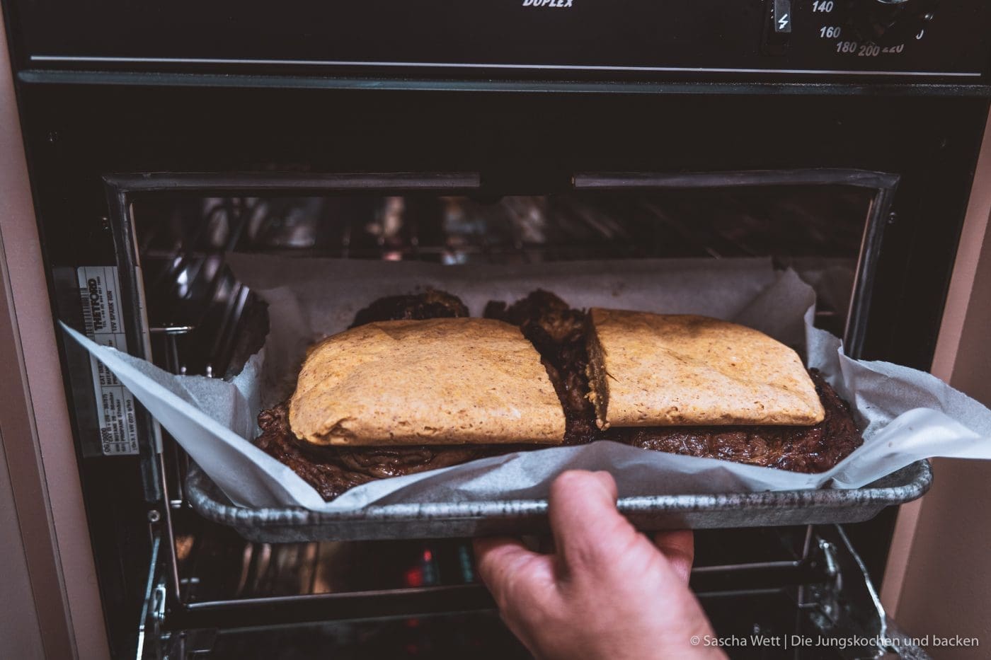 Erdnuss-Butter-Haube auf Entrecôte