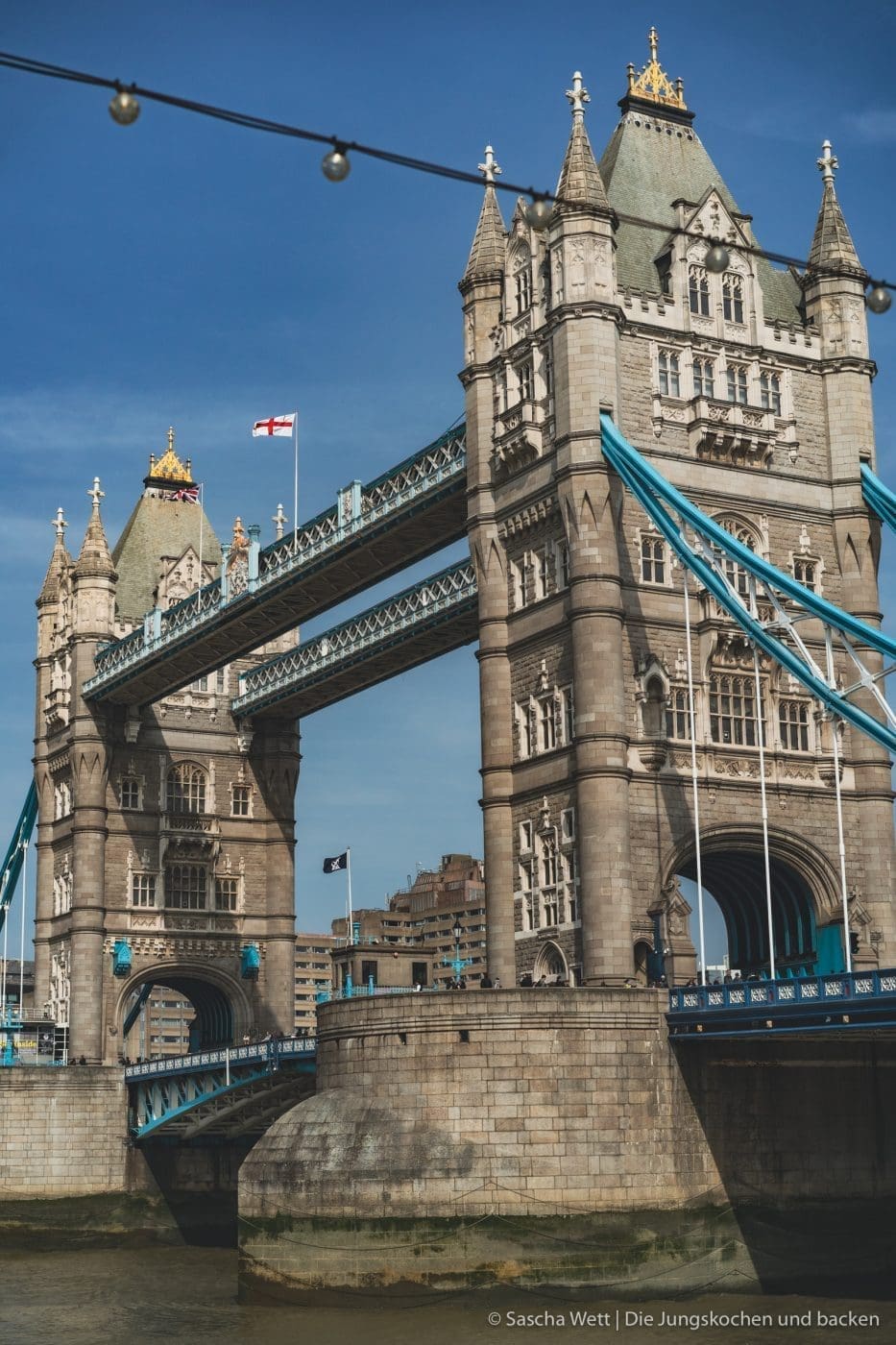 Jahresrückblick 2019 25 London Kenwood Reise 41 | Zum mittlerweile dritten Mal in Folge lassen wir an Silvester für euch unser Jahr Revue passieren! Dabei merken wir immer wieder, wie viel man eigentlich schon wieder vergessen hat. Aber auch, wie unglaublich viel in einem Jahr passieren kann. In diesem Jahr hat Feed Me Up Before You Go-Go eingeladen und dem Ruf folgen wir mehr als gerne - also kommt hier der große Jahresrückblick, unsere #FOODBLOGBILANZ2019