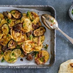 Tortelli Salat Steinhaus grillen 4 | Es gibt kaum etwas, das so zuverlässig glücklich macht wie ein Teller Pasta – oder ein cremiges Risotto. Kein Wunder, dass diese Gerichte bei uns ständig auf dem Tisch stehen.