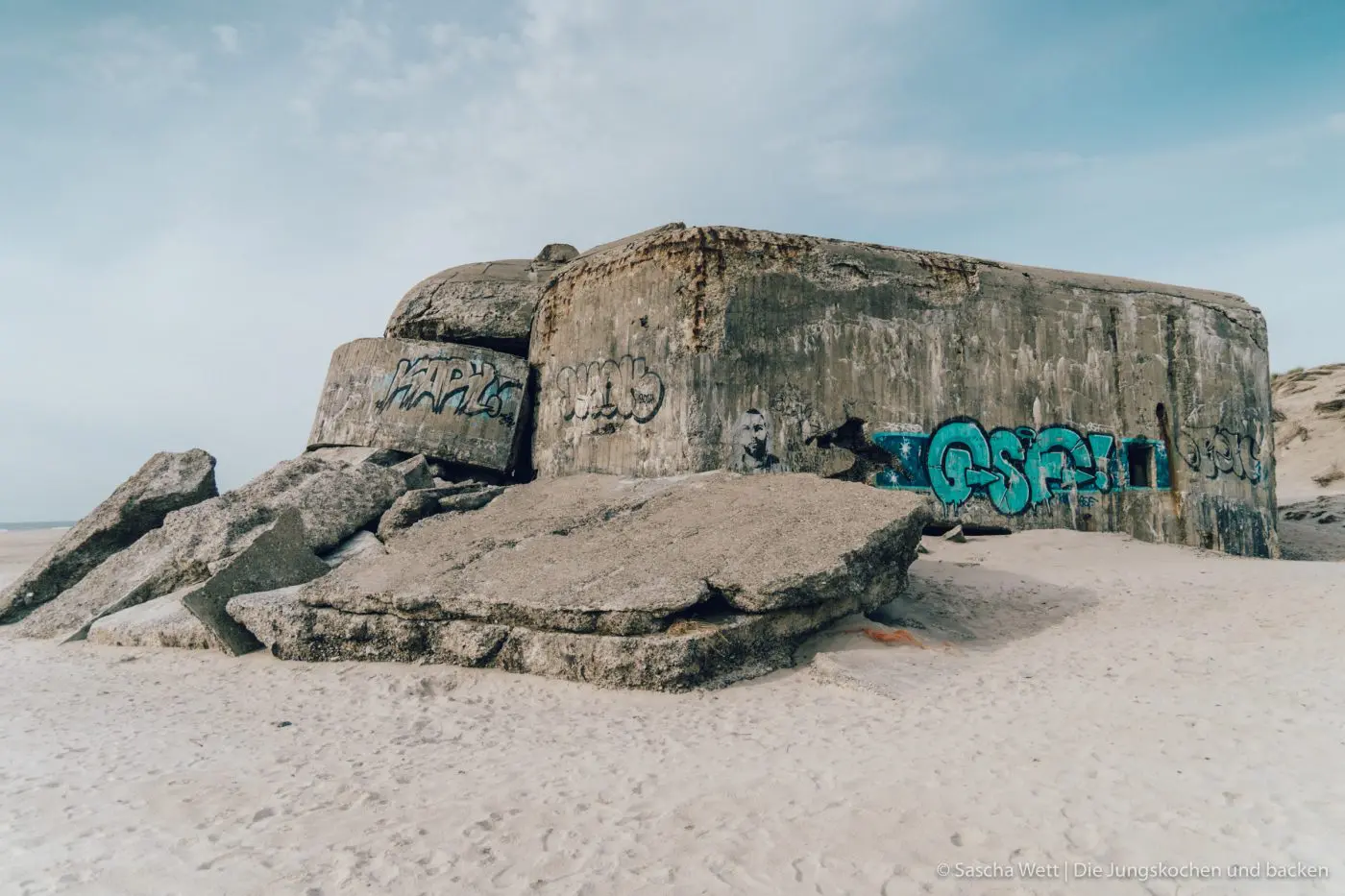 Hvide Sande - Kulinarische Highlights und Tipps | Dänemark 33 HvideSande Daenemark reise 177 | Wenn man, wie wir, in der Mitte von Deutschland lebt, ist es immer recht unterschiedlich, wohin es einen schon in Kindertagen so gezogen hat. Bei uns war es jeweils eher Richtung Süden. Mich an den Bodensee und Torsten nach Österreich und den Bayerischen Wald. Daher fehlte uns, bis heute, der Norden noch komplett und so ging es für uns dass erste Mal nach Dänemark. Um genau zu sein nach Hvide Sande. Heute werden wir euch unsere kulinarischen Highlights und ein paar Tipss zu diesem beliebten Ferienziel in Dänemark zeigen.