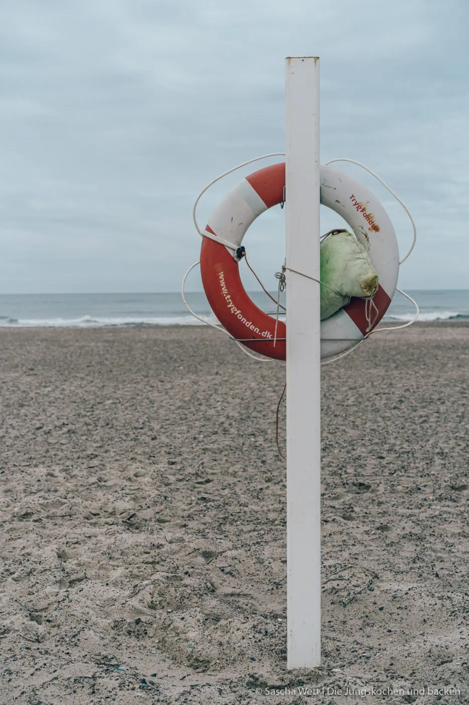 Hvide Sande - Kulinarische Highlights und Tipps | Dänemark 3 HvideSande Daenemark reise 212 | Wenn man, wie wir, in der Mitte von Deutschland lebt, ist es immer recht unterschiedlich, wohin es einen schon in Kindertagen so gezogen hat. Bei uns war es jeweils eher Richtung Süden. Mich an den Bodensee und Torsten nach Österreich und den Bayerischen Wald. Daher fehlte uns, bis heute, der Norden noch komplett und so ging es für uns dass erste Mal nach Dänemark. Um genau zu sein nach Hvide Sande. Heute werden wir euch unsere kulinarischen Highlights und ein paar Tipss zu diesem beliebten Ferienziel in Dänemark zeigen.