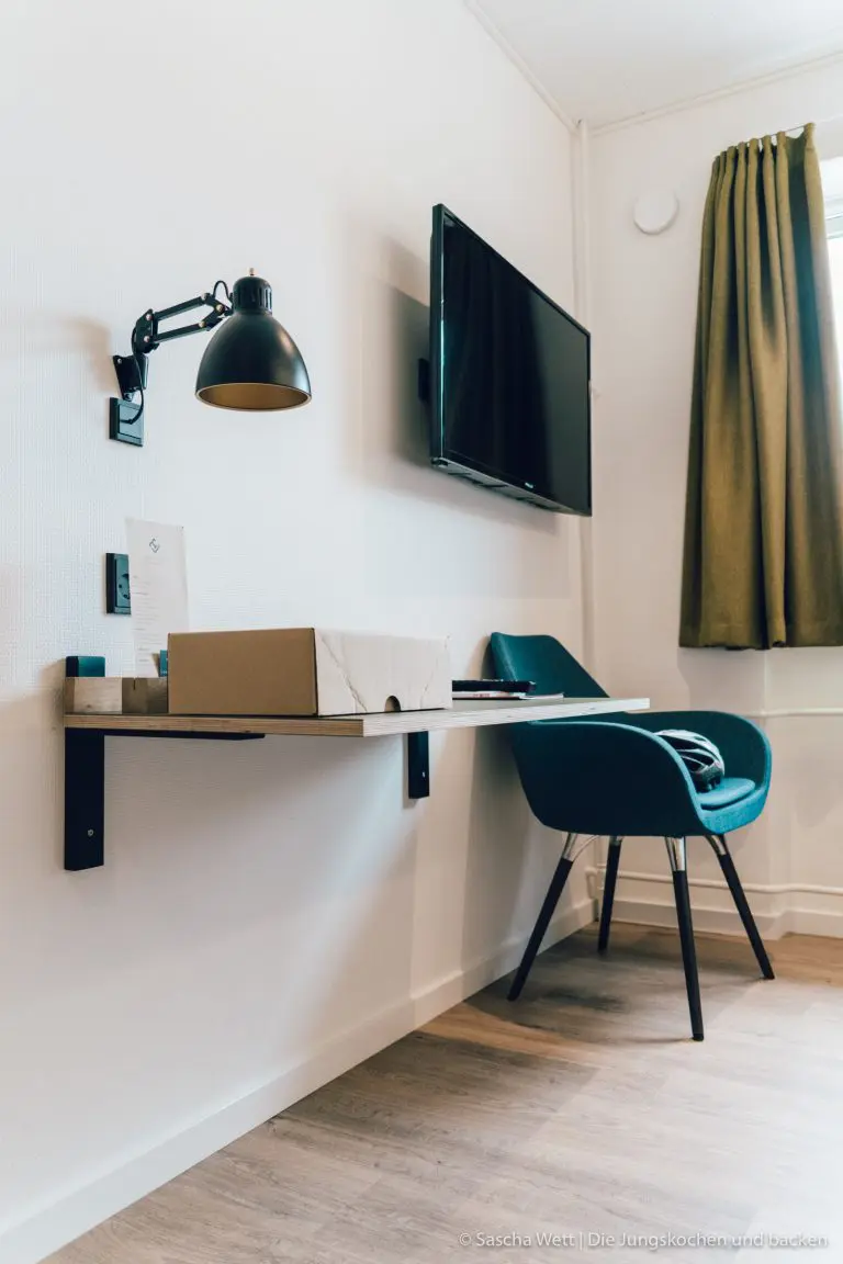 Hvide Sande - Kulinarische Highlights und Tipps | Dänemark 26 HvideSande Daenemark reise quer 5 | Wenn man, wie wir, in der Mitte von Deutschland lebt, ist es immer recht unterschiedlich, wohin es einen schon in Kindertagen so gezogen hat. Bei uns war es jeweils eher Richtung Süden. Mich an den Bodensee und Torsten nach Österreich und den Bayerischen Wald. Daher fehlte uns, bis heute, der Norden noch komplett und so ging es für uns dass erste Mal nach Dänemark. Um genau zu sein nach Hvide Sande. Heute werden wir euch unsere kulinarischen Highlights und ein paar Tipss zu diesem beliebten Ferienziel in Dänemark zeigen.