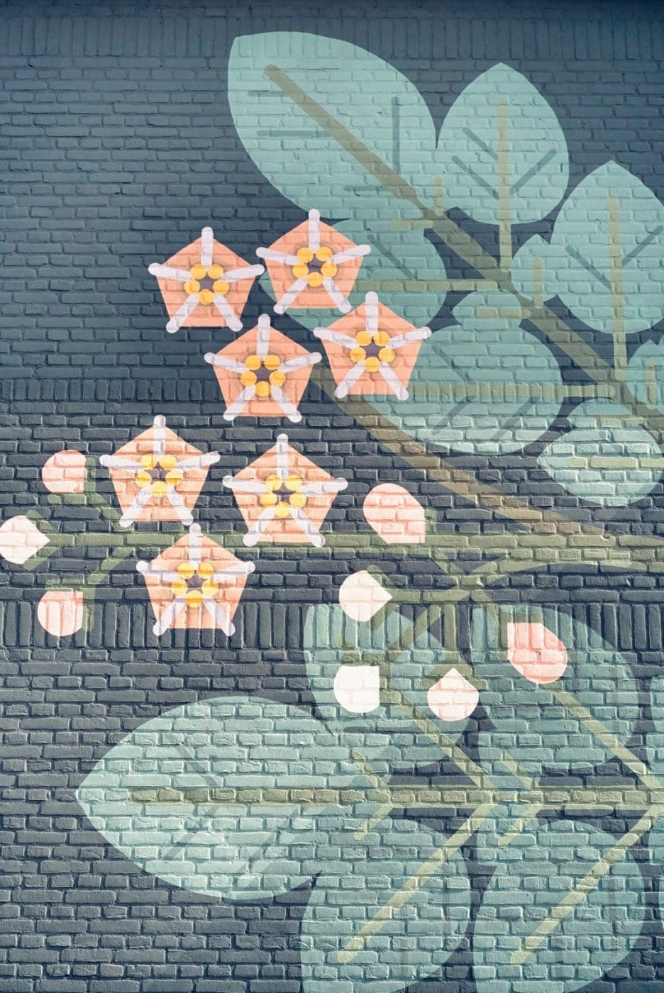 Foodguide Tilburg & Breda - Das Foodie-Paradies nebenan 56 LRG DJU0122 | Wenn ihr wie wir im Westen der Republik wohnt, dann werdet ihr das kennen. Der schnellste Weg ans Meer ist der, zur niederländischen Küste! Genau da waren wir auch schon oft mit Freunden, aber das Landesinnere haben wir auch meist weniger beachtet. Dabei gibt es eine super spannende Region und das mal gerade 2 Stunden mit dem Auto entfernt - Brabant. Diese Region in den Niederlanden gilt als das Foodie-Paradies schlechthin und wir haben uns mehr als gefreut, genau diese Aussage einmal auf die Probe zu stellen. Also gibt es heute den ultimativen Foodguide für euch!