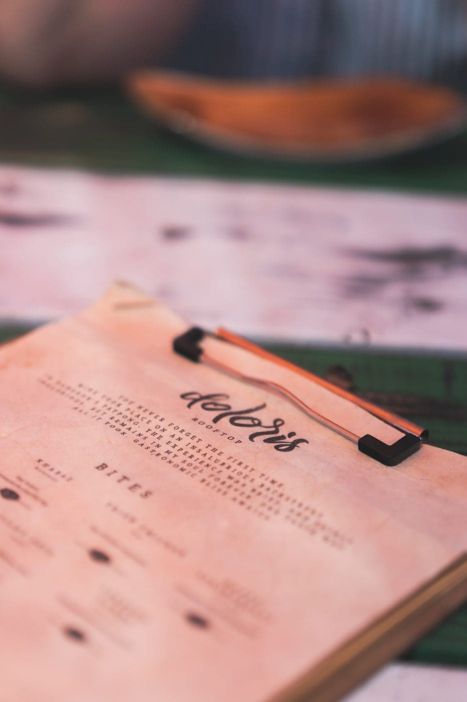 Foodguide Tilburg & Breda - Das Foodie-Paradies nebenan 33 Visit Brabant Tilburg 27 | Wenn ihr wie wir im Westen der Republik wohnt, dann werdet ihr das kennen. Der schnellste Weg ans Meer ist der, zur niederländischen Küste! Genau da waren wir auch schon oft mit Freunden, aber das Landesinnere haben wir auch meist weniger beachtet. Dabei gibt es eine super spannende Region und das mal gerade 2 Stunden mit dem Auto entfernt - Brabant. Diese Region in den Niederlanden gilt als das Foodie-Paradies schlechthin und wir haben uns mehr als gefreut, genau diese Aussage einmal auf die Probe zu stellen. Also gibt es heute den ultimativen Foodguide für euch!