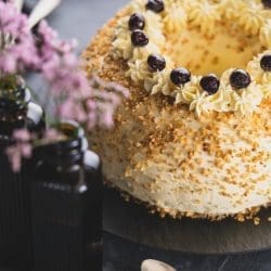 Frankfurter Kranz als fertige Torte