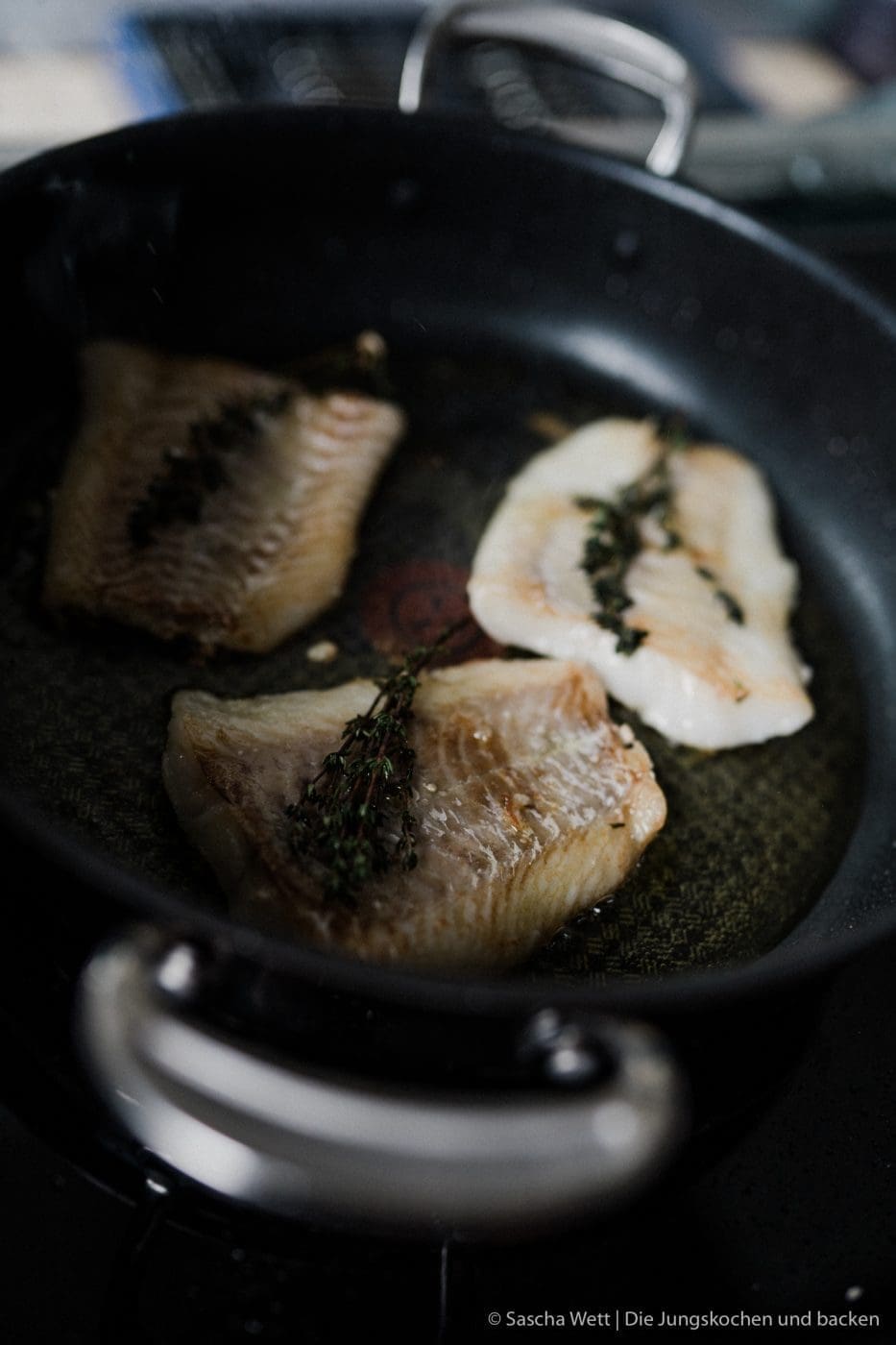 Kabeljau & Prawns 2 Rezept für Kabeljau & Prawns. Ein festliches Gericht, dass keine zu lange Vor- und Zubereitung benötigt. So bleibt mehr Zeit zum Genießen mit den Gästen. #rezepte #festtagsgericht #menü #feiertage