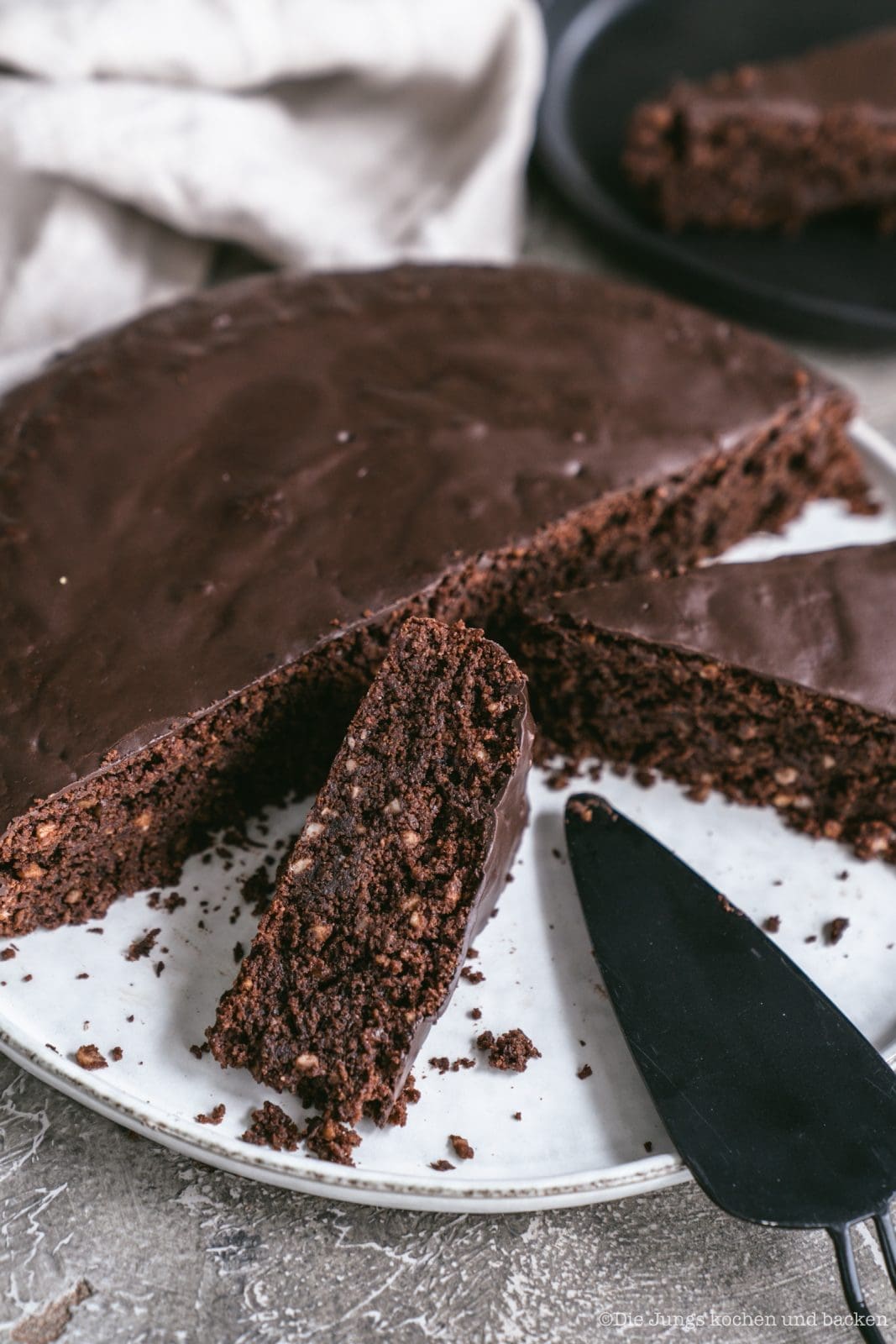 Schoko Mandel Kuchen 3 1 | Das Paradies für Schoko-Fans! Wir haben einen unwiderstehlichen Schokomandelkuchen ohne Mehl gebacken, der so saftig ist, dass ihr ihn nie wieder missen wollt. Probiert unser neues Lieblingsrezept!