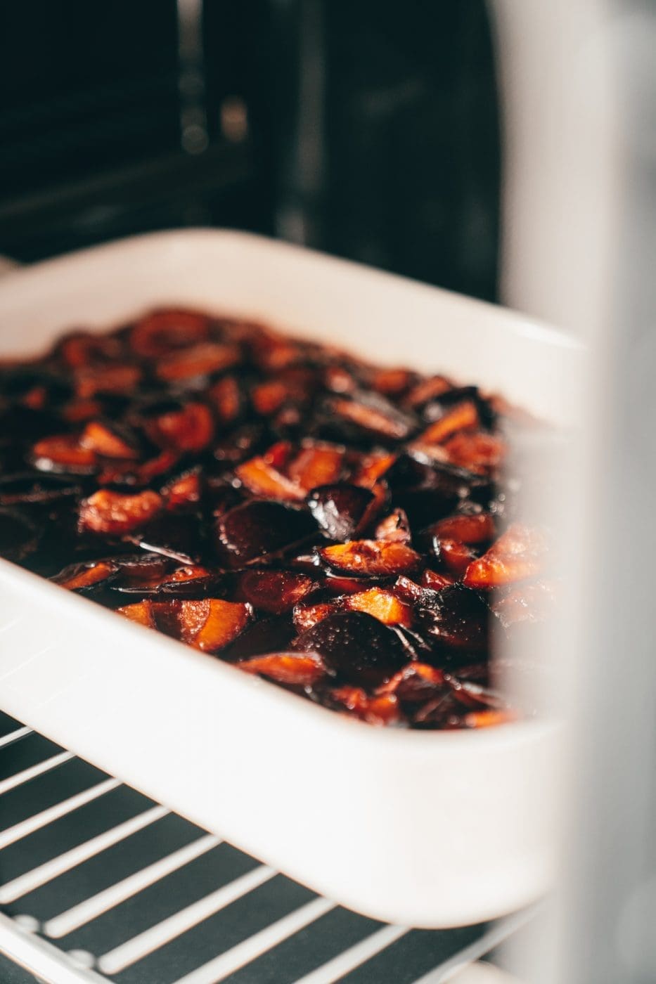 Zwetschgenmus von Oma Lore - Ihr Geheimrezept 2 Rezept für das weltbeste Zwetschgenmus nach Oma Lores Geheimrezept. Alleine der Duft wird euch schon begeistern und dann heißt es nur noch Genießen!