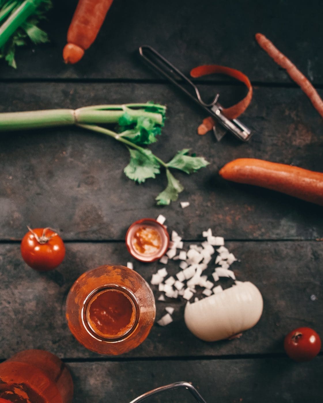 Passata di pomodoro - Die ultimative Tomatensauce auf Vorrat! 4 Passata auf Vorrat, dieser Tomatensauce ist der perfekte Alleskönner. Pizza, Pasta & Co. sind so flott gemacht.