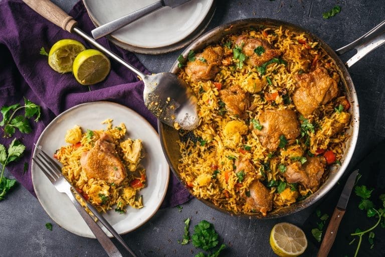 One Pan Limettenreis Edeka 25 | Es gibt kaum etwas, das so zuverlässig glücklich macht wie ein Teller Pasta – oder ein cremiges Risotto. Kein Wunder, dass diese Gerichte bei uns ständig auf dem Tisch stehen.
