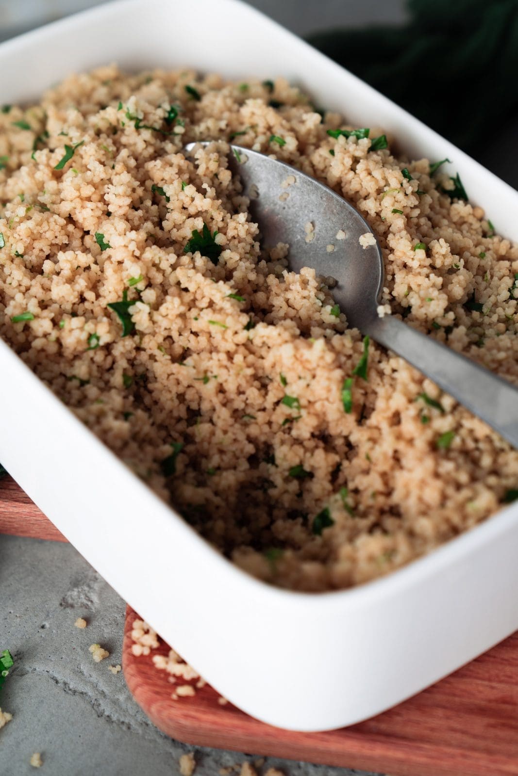 Rezept für ein Cevice mit Couscous und Rote Beete Humus. Perfekt auch zum Mitnehmen - Meal Prep lässt grüßen! Inklusive Tipp für nachhaltige Aufbewahrung.
