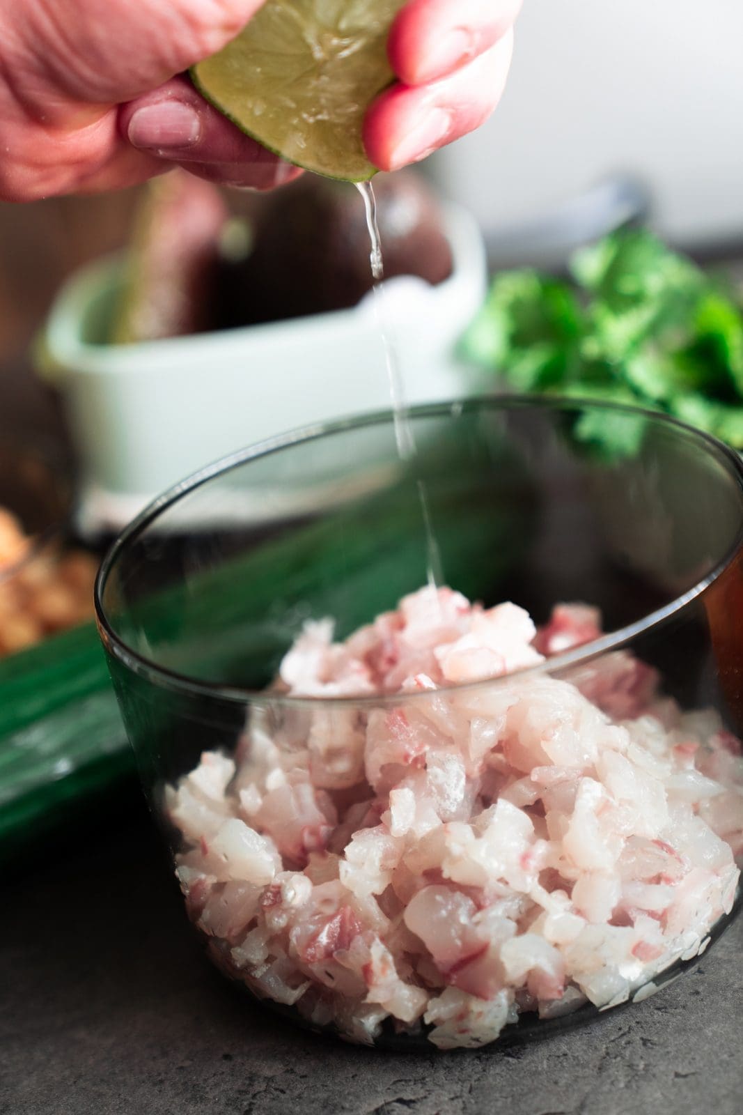 Rezept für ein Cevice mit Couscous und Rote Beete Humus. Perfekt auch zum Mitnehmen - Meal Prep lässt grüßen! Inklusive Tipp für nachhaltige Aufbewahrung.