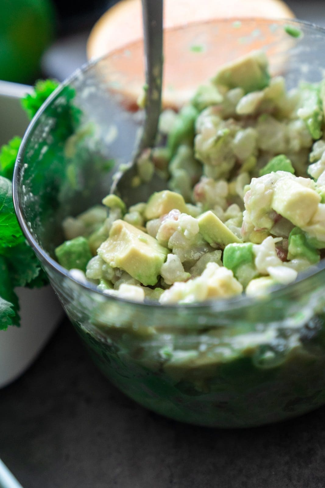 Rezept für ein Cevice mit Couscous und Rote Beete Humus. Perfekt auch zum Mitnehmen - Meal Prep lässt grüßen! Inklusive Tipp für nachhaltige Aufbewahrung.
