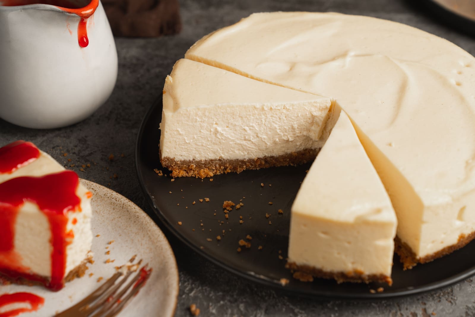 Rezept für den perfekten New York Cheesecake nach Martha Stewart. Mit einer leckeren Fruchtsauce als Topping.
