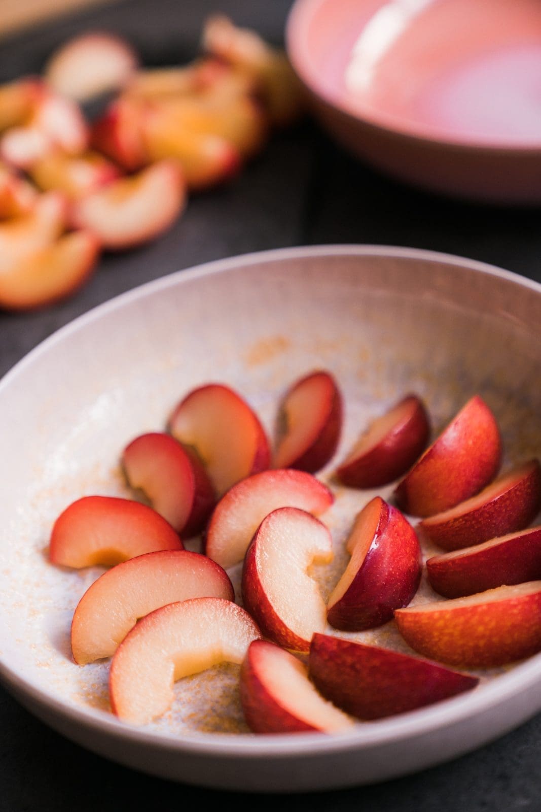 Pflaumen Clafoutis | Spätsommer auf dem Tisch 3 Rezept für eine schnell zubereitete Pflaumen Clafoutis. Bringt den Spätsommer auf den Tisch! Absolut gelingsicher und auch für Anfänger geeignet.