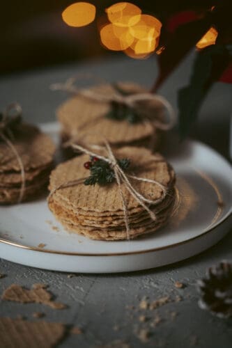 Zarte Zimtwaffeln aus dem Zimtwaffeleisen – klassische Weihnachtsplätzchen