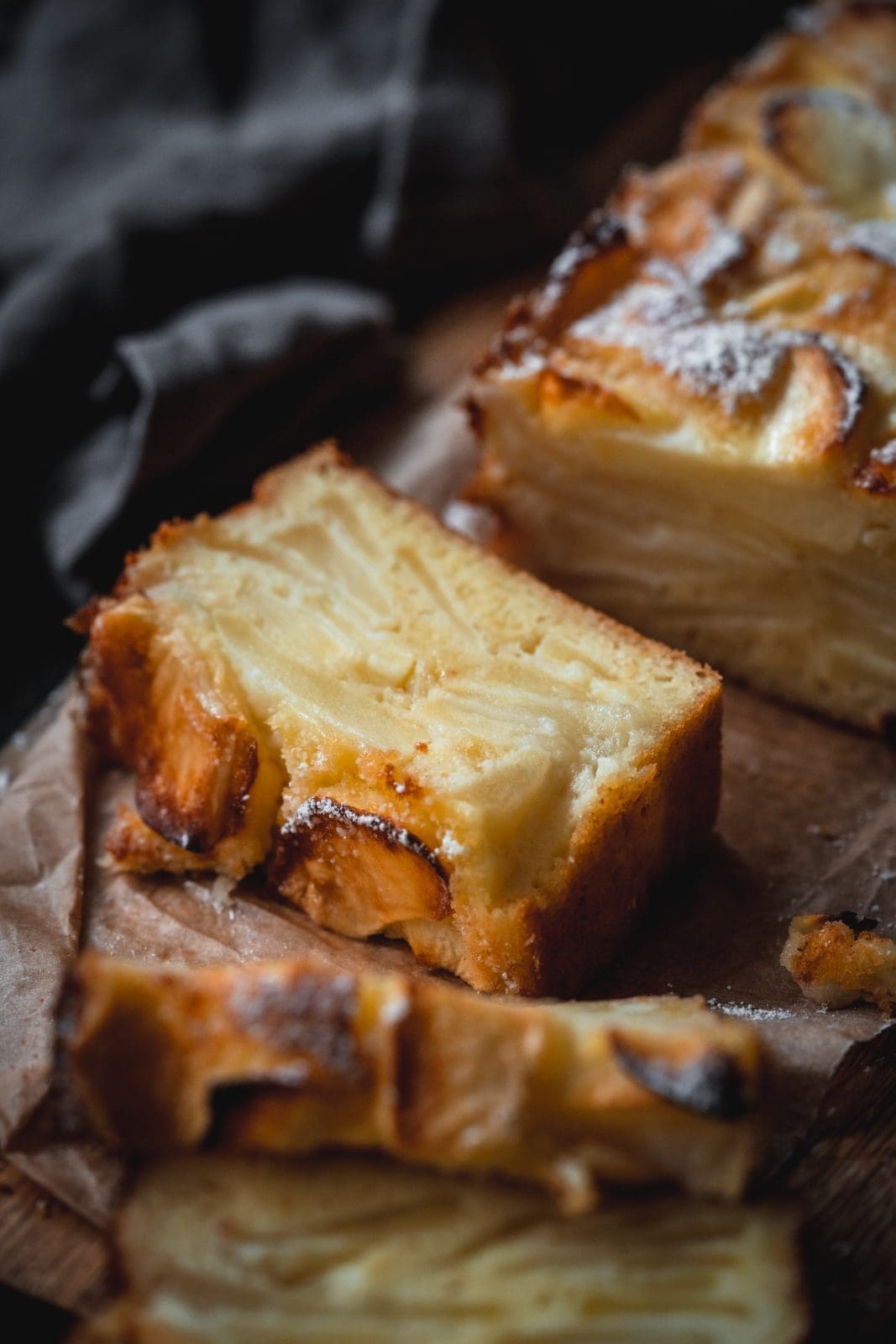 Rezept für Eierkuchen mit Äpfeln. Super schnell vorbereitet, in 35 Minuten gebacken. Perfekt für einfach Zwischendurch. Kalt oder Warm genießen.