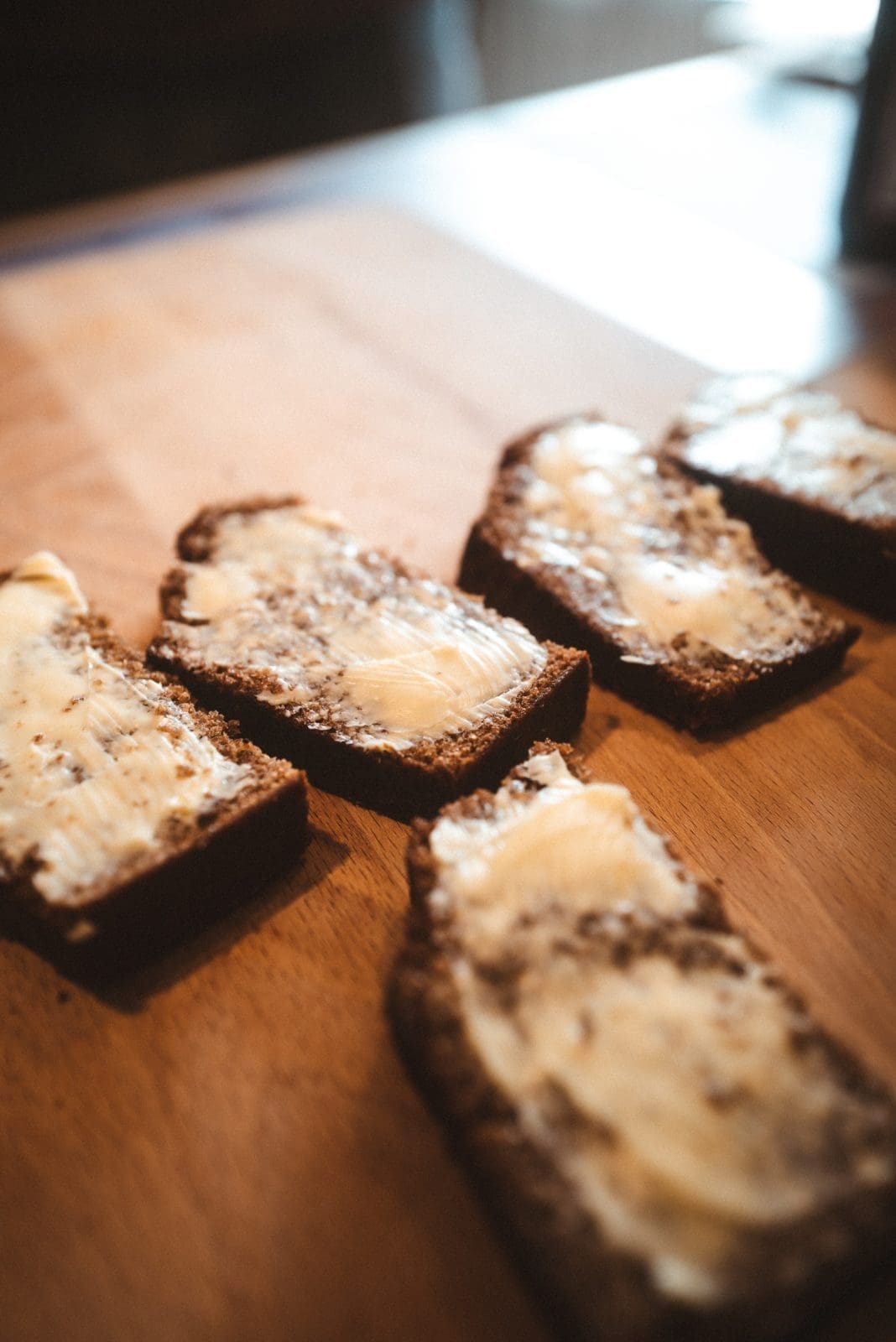 Limfjord Reiseführer: Kulinarische Highlights und traumhafte Landschaften! 20 Limfjord 43 | Mit Visit Denmark sind wir wieder in das wunderschöne Dänemark gereist. Dieses Mal ging es aber in die faszinierende Region des Limfjords. Bekannt für seine atemberaubenden Landschaften, köstlichen Meeresfrüchte und seine einzigartige Geschichte, ist der Limfjord der perfekte Ort für Naturliebhaber, Gourmets und Kulturbegeisterte. Folgt uns auf unserer Entdeckungsreise durch die Region und genießt die Schönheit und die Vielfalt des Limfjords.