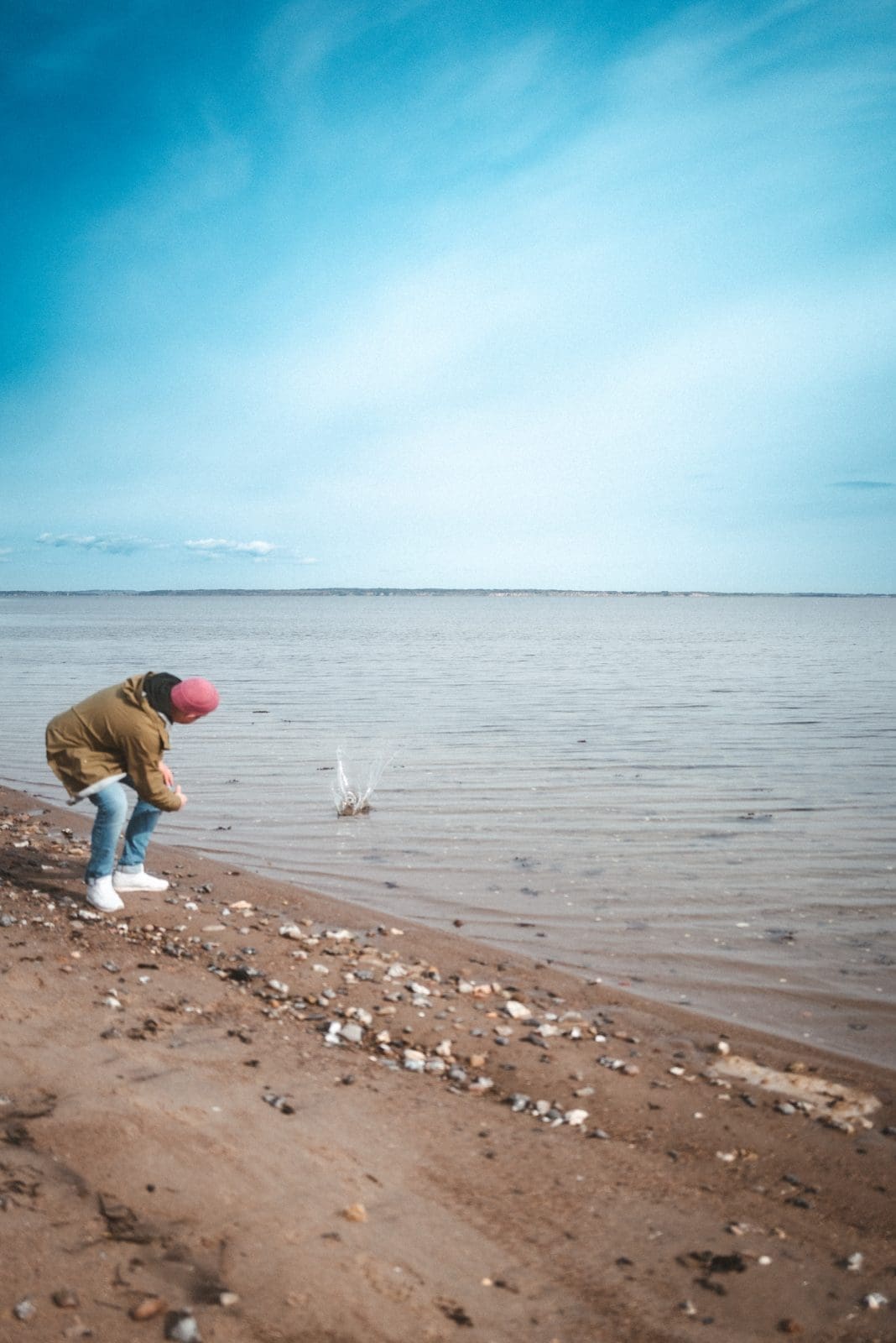 Limfjord Reiseführer: Kulinarische Highlights und traumhafte Landschaften! 49 Limfjord 97 | Mit Visit Denmark sind wir wieder in das wunderschöne Dänemark gereist. Dieses Mal ging es aber in die faszinierende Region des Limfjords. Bekannt für seine atemberaubenden Landschaften, köstlichen Meeresfrüchte und seine einzigartige Geschichte, ist der Limfjord der perfekte Ort für Naturliebhaber, Gourmets und Kulturbegeisterte. Folgt uns auf unserer Entdeckungsreise durch die Region und genießt die Schönheit und die Vielfalt des Limfjords.