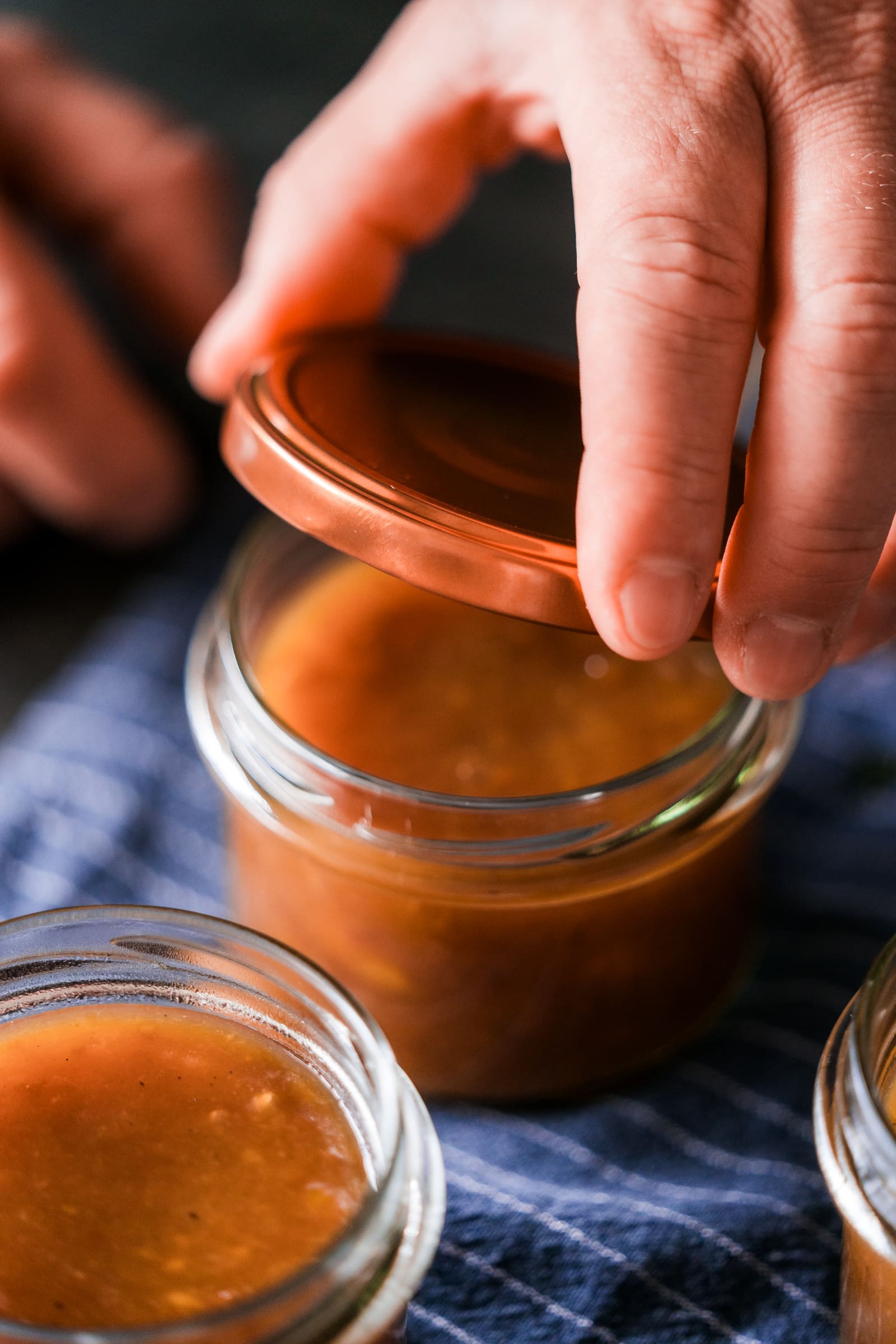 Gelieren Diamant 22 | Torsten hat das Haltbarmachen von Obst quasi schon mit der Muttermilch aufgesogen. Sowohl seine Oma als auch seine Mama haben ihn schon früh in die Welt der Fruchtaufstriche und Gelees eingeführt.