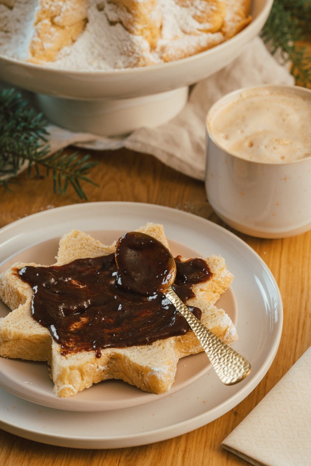 Rezept für Pandoro. Ein klassisches italienisches Weihnachtsgebäck. Für uns das ganz Jahr über ein Highlight!