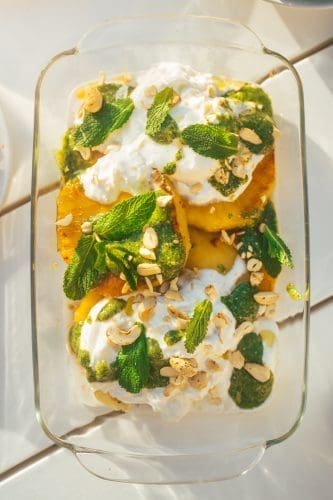Gegrillte Ananas mit Burrata und Minzpesto 3 Rezept für gegrillte Ananas mit Burrata und Minzpesto. Unser fixes BBQ-Rezept ist super saftig und fruchtig, mit leckeren Röstaromen vom Grill.