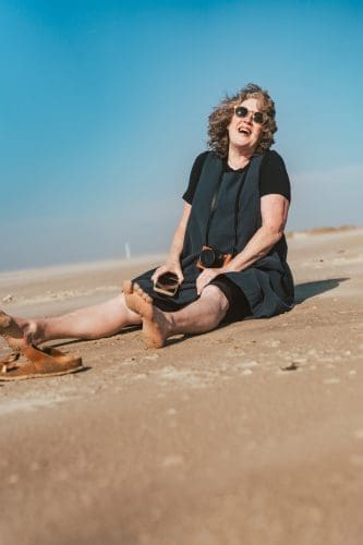 Fano Daenemark 16 | Willkommen zu unserem neuesten Reiseabenteuer in Dänemark! Es ging nach Fanø, einer wunerschönen Insel in der Nordsee vor der Westküste Dänemarks. Maja von moey's Kitchen, Simone von der S-Küche und wir waren sofort gepackt von der tollen Atmosphäre der Insel – eine Mischung aus unberührter Natur, historischen Dörfern und einer tief verwurzelten maritimen Geschichte. Fanø ist ein Ort, an dem die Zeit stillzustehen scheint und die Hektik des Alltags in ganz ganz weite Ferne rückt. UND auf der man ausgezeichnet Schlemmen kann!